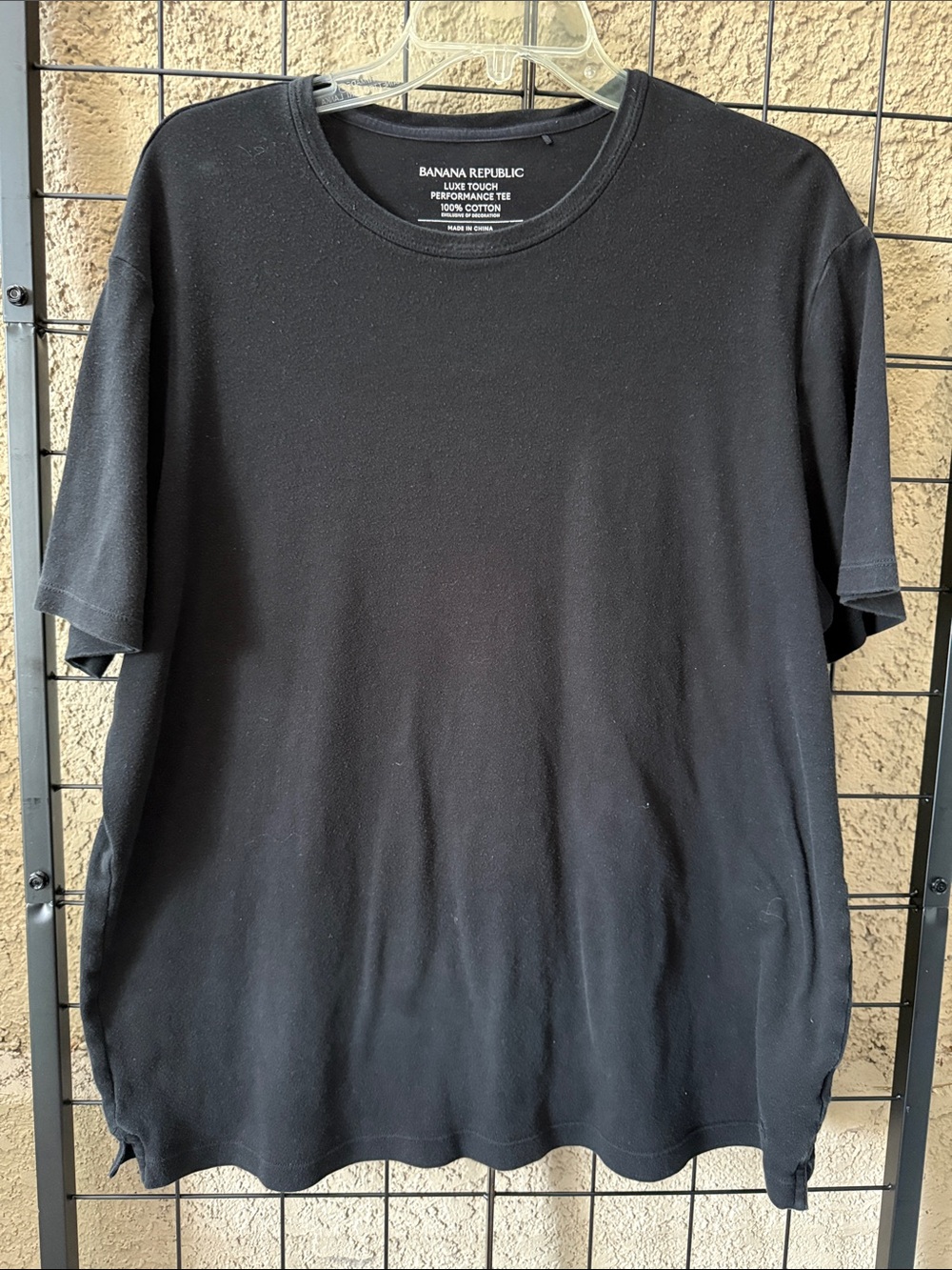 Banana Republic Black Short Sleeve Crew Neck Cotton Tee